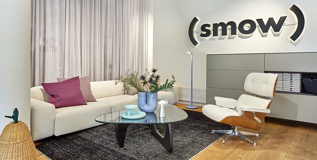 Interior design with design classics at smow Hamburg