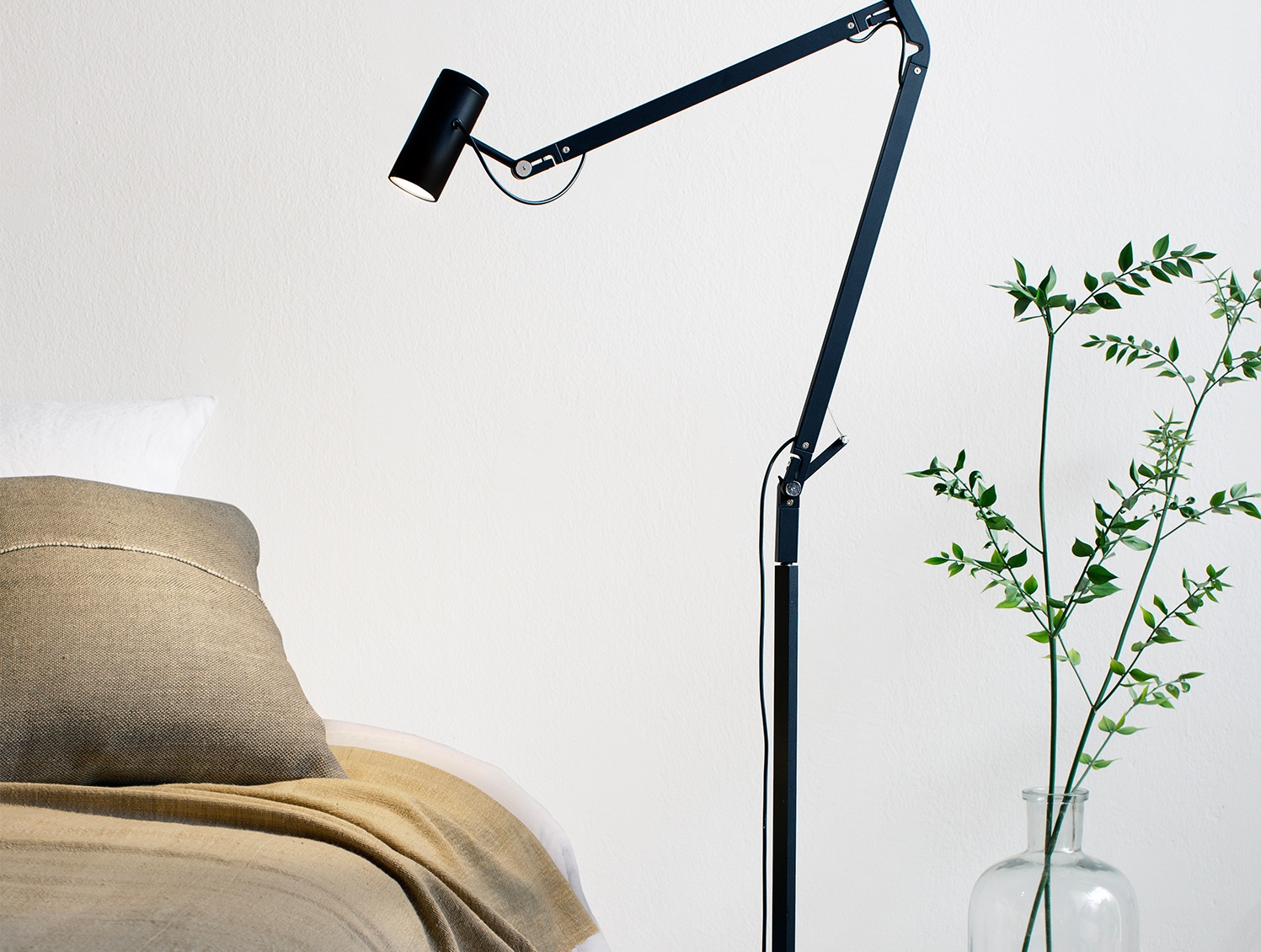 Perfect Home Illumination Articulated Lamps