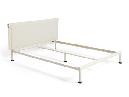 Vete Supersonische snelheid klant Hay Tamoto Bed, 140 x 200 cm, Bone / Linara Tahini by Shane Schneck, 2022 -  Designer furniture by smow.ch
