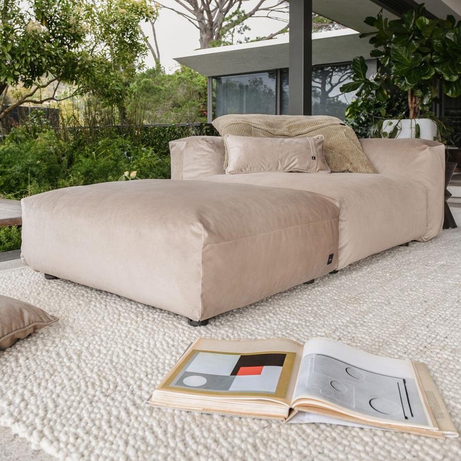 Two Seat Sofa M, Cord velours - Platinum | Vetsak | Sofa