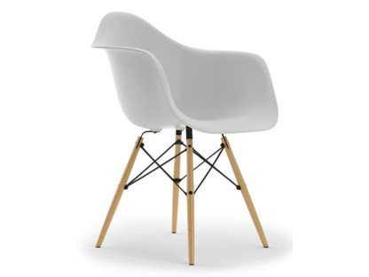 Eames Plastic Armchair RE DAW Cotton white|Without upholstery|Without upholstery|Standard version - 43 cm|Yellowish maple