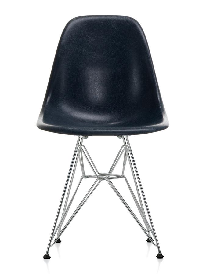 Behandeling eenvoudig statisch Vitra Eames Fiberglass Chair DSR by Charles & Ray Eames, 1950 - Designer  furniture by smow.ch