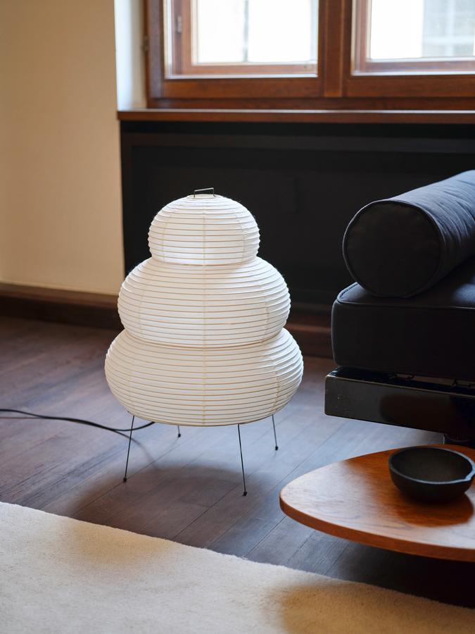 Akari 24N / 25N | Vitra | by Isamu Noguchi, 1951 - Originals from smow