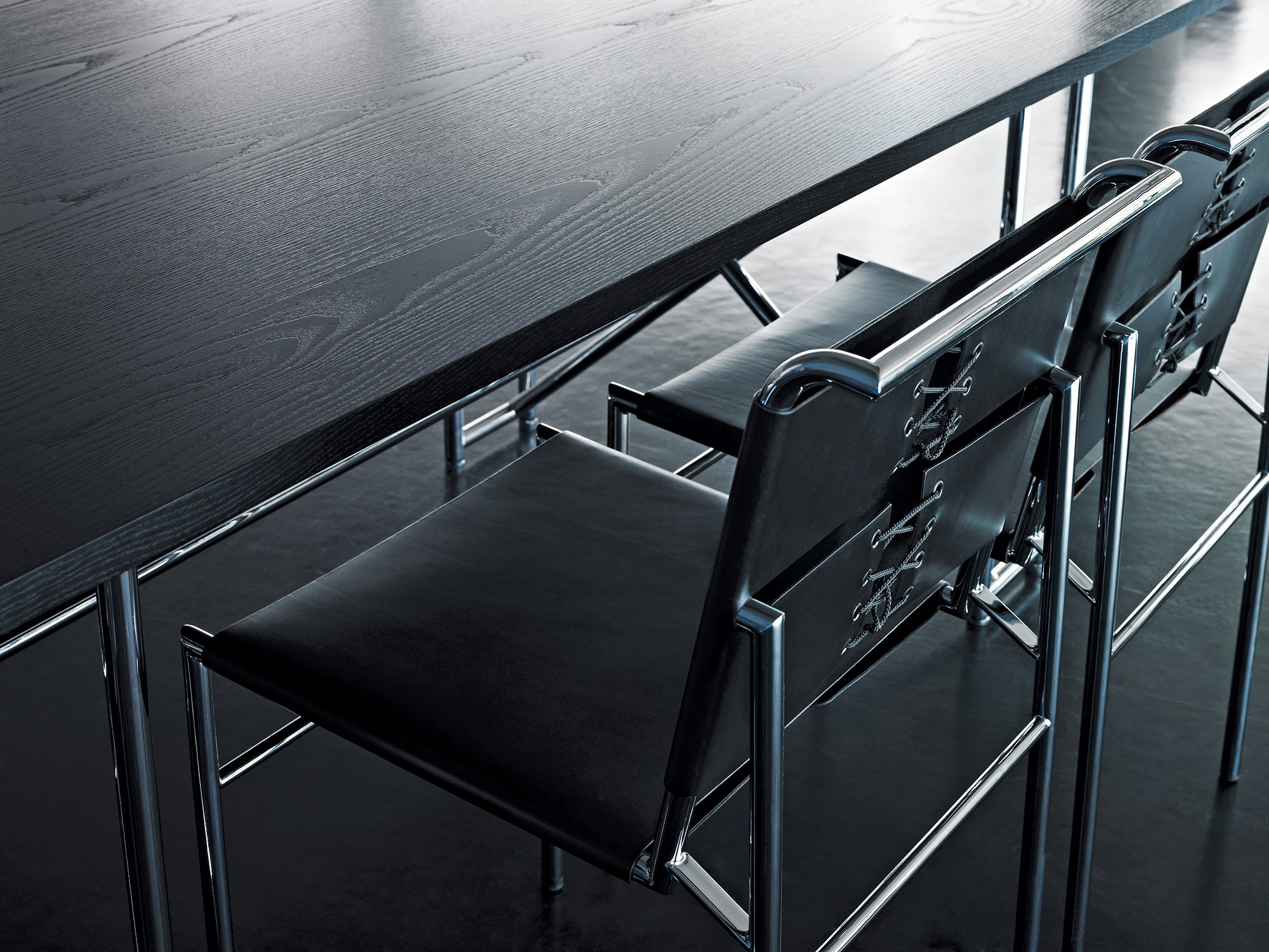 Roquebrune Chair | ClassiCon | by Eileen Gray, 1932 - Originals