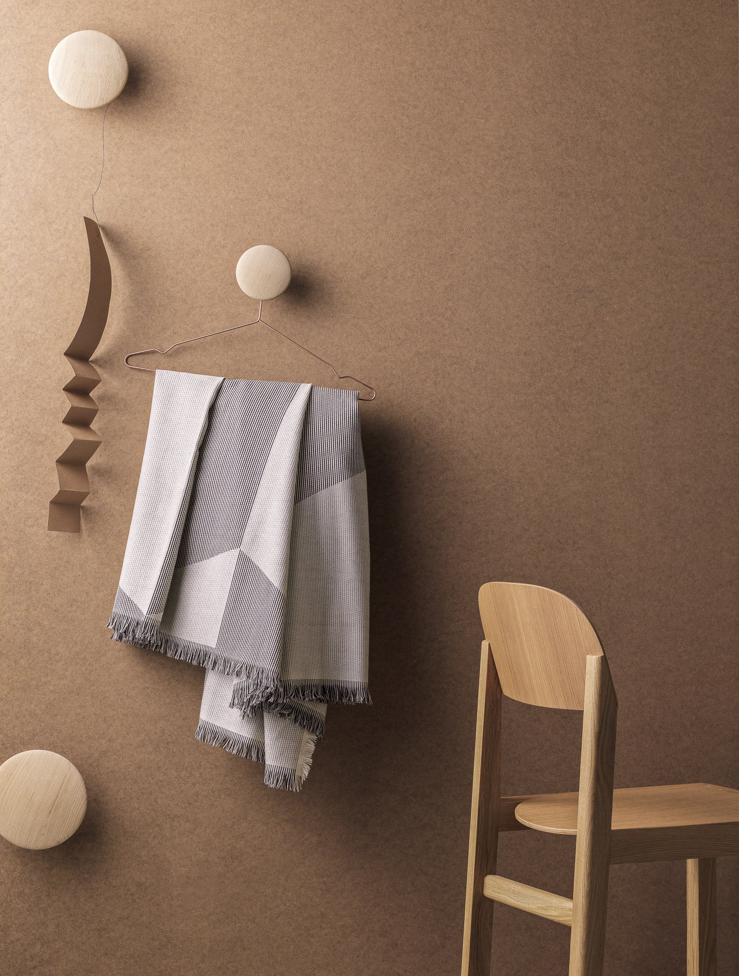 The Dots Set of 5 Hooks | Muuto | Wall-mounted coat racks