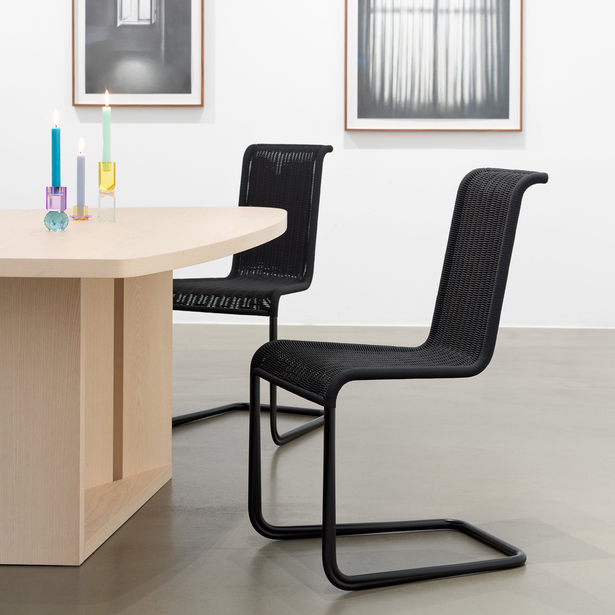 B20 Chair, Wickerwork II, Smoky grey, Black | Tecta | Cantilever