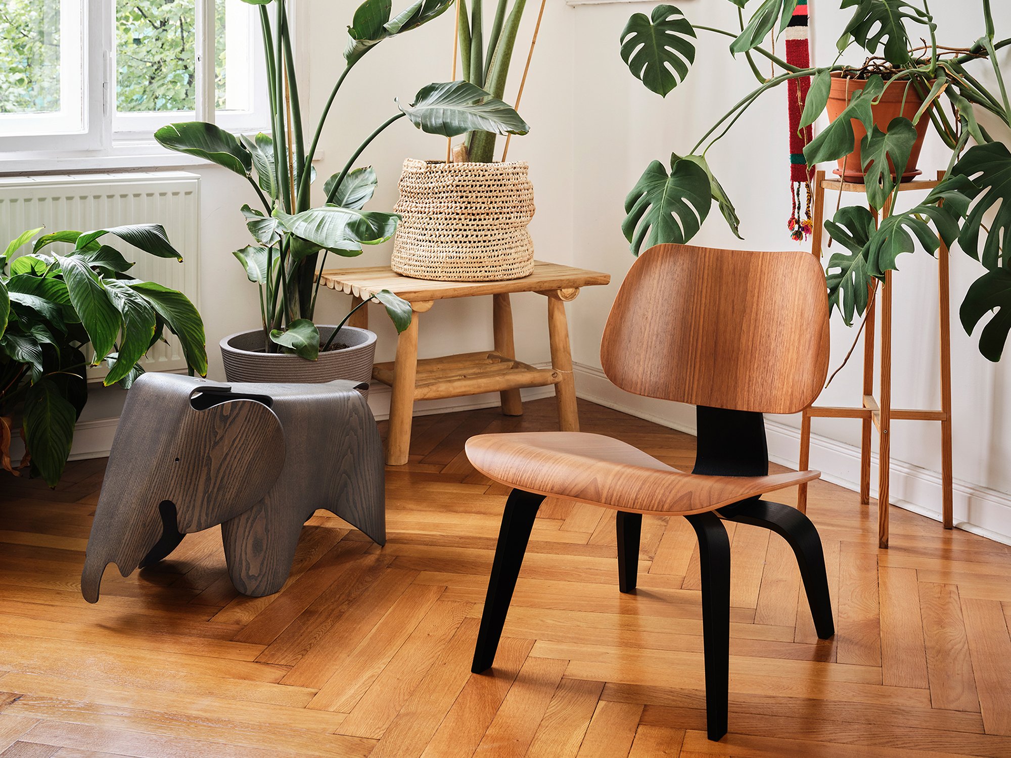 置物 Vitra Design Museum Eames LCW Miniature LCW – Vitra Design Museum Shop