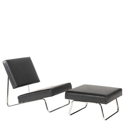 Hirche Lounge Chair, Smooth leather, black, Chrome, with footstool
